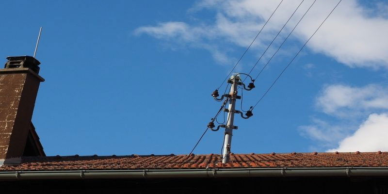ایمنی برق در عایق کاری سقف ساختمان با پشم سنگ